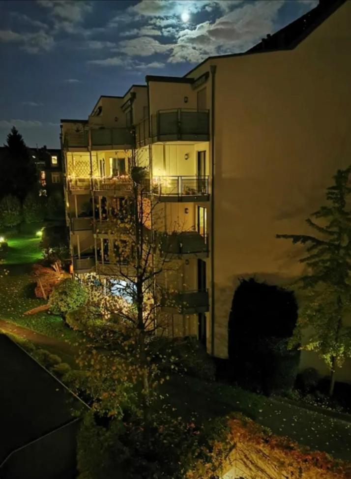 "Greensun-Homes" Messe, Flughafen Und Zentrums Nah, Ruhig, Modern, Schnelles Wlan, Balkon Und Kueche, Freies Parken, 4 Schlafplaetze Moeglich Кёльн Экстерьер фото